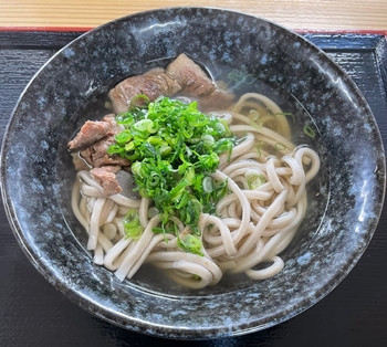 そばラーメン絶賛提供中!
