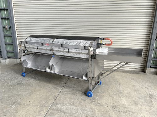 回転式カキ稚貝選別機