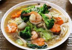 NEW!ランナーセンミー/海鮮あんかけ極細米麺