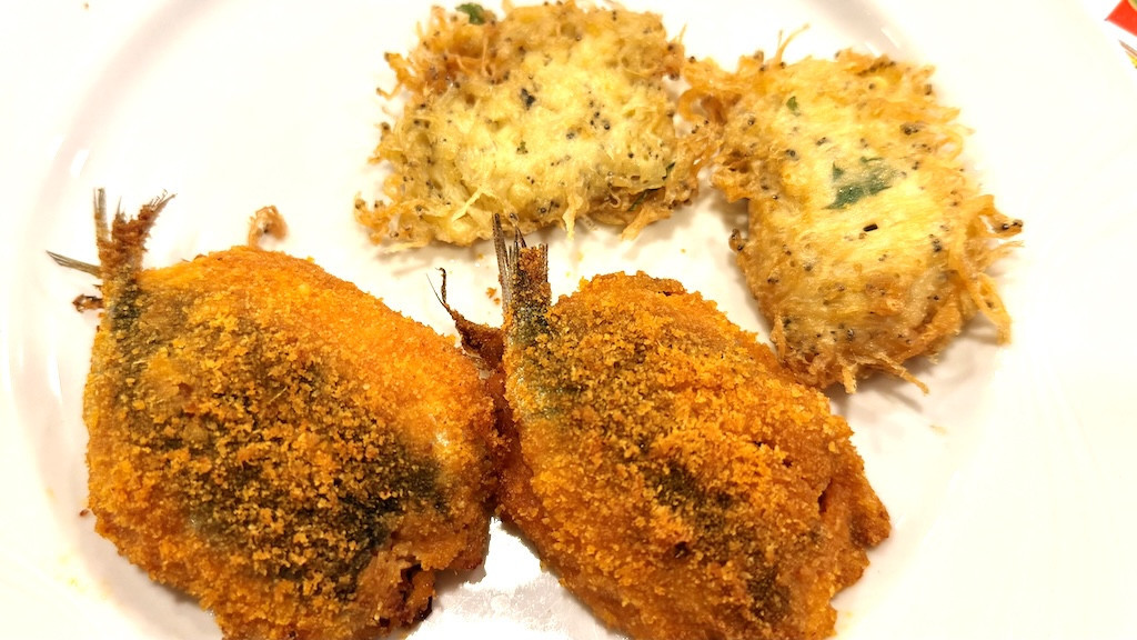 イワシノベッカフィコと白魚のフリット