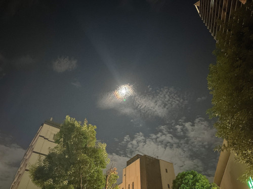 今宵は