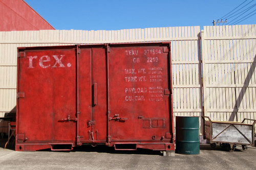 07Container02.JPG