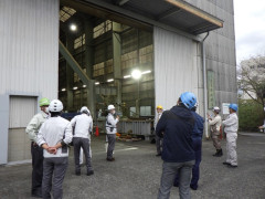 施工総研視察2.jpg