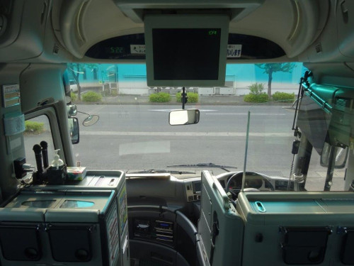 中型バス1921運転席-2.jpg