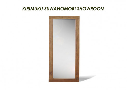 ヴィンテージな雰囲気漂う大型ミラー入荷です。