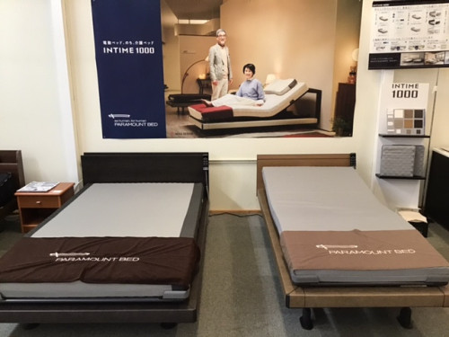 パラマウントベット商品 展示入荷しました。