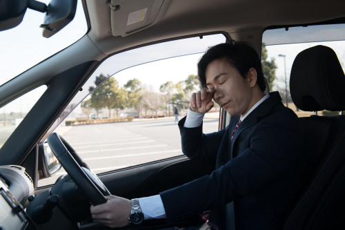 ■<6月コラム>運転手の眠気覚ましにはコレ!居眠り運転の危険性や対処法まとめ
