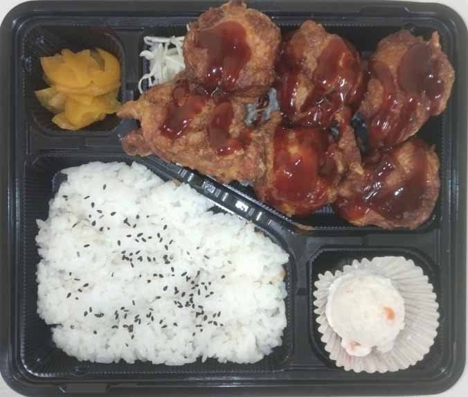 メガヤンニョムチキン弁当