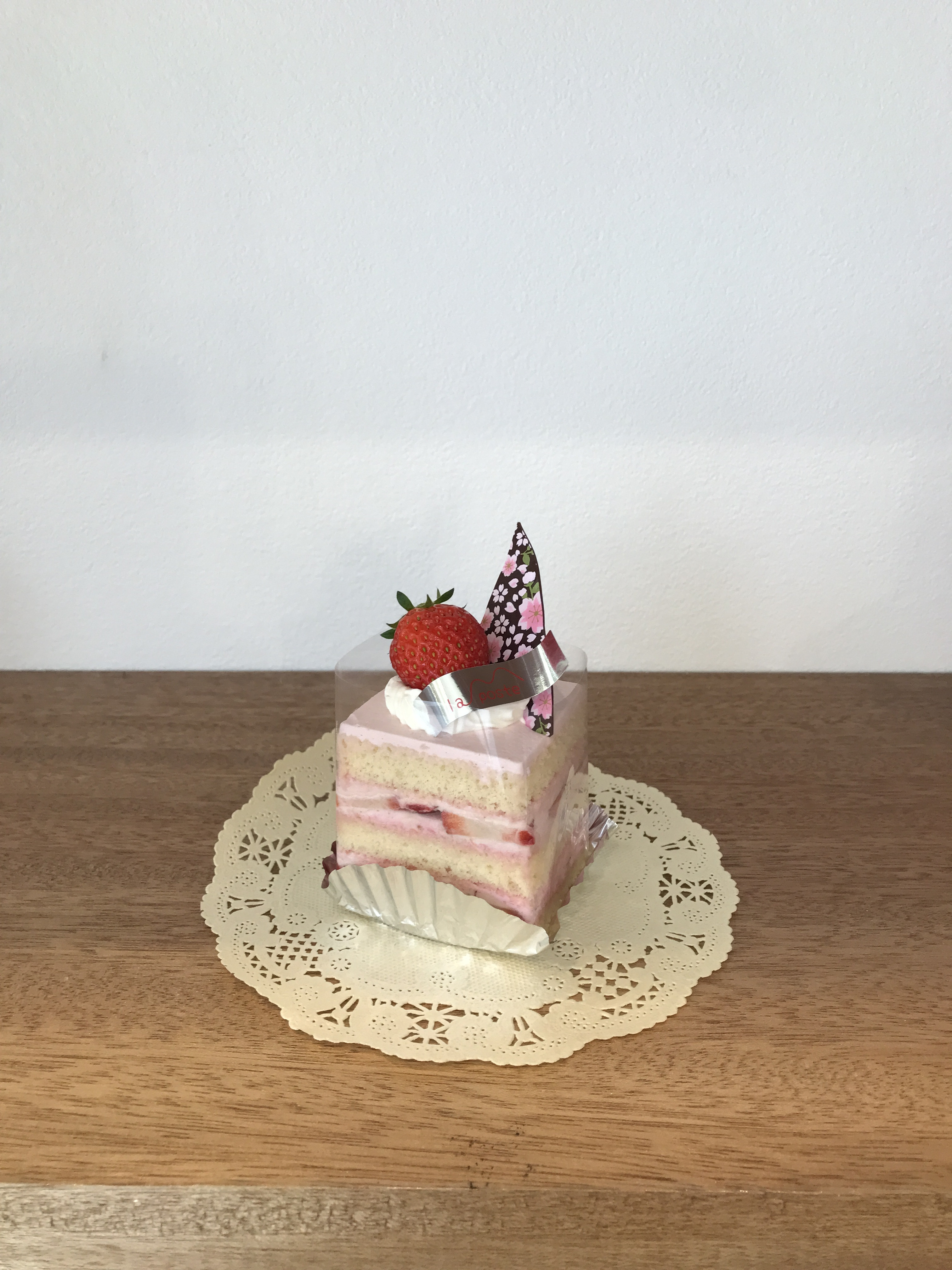 今年もさくらのショートケーキ並びました🌸