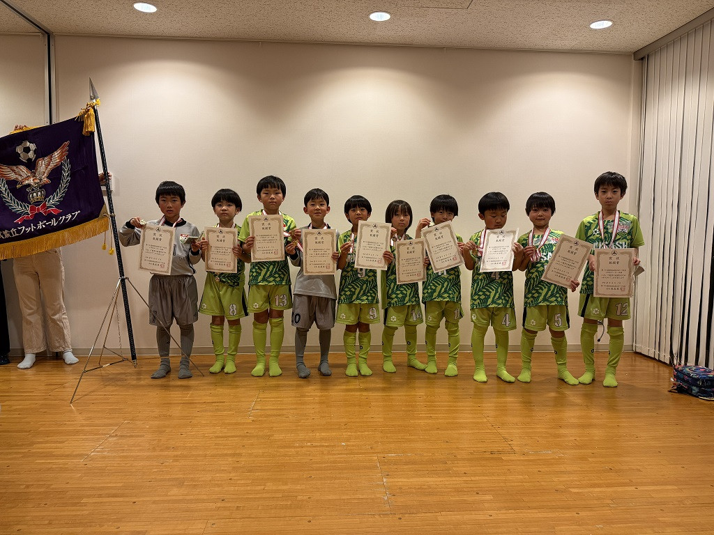 １年生　祝勝会