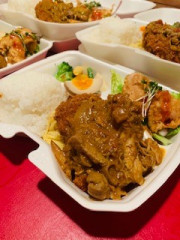 地鶏唐揚げと牛メンチカツ　（テイクアウト弁当）