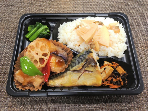 数量限定☆筍とあさりの炊き込みごはん弁当