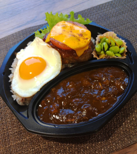 新登場☆ロコモコ風チキンカレー