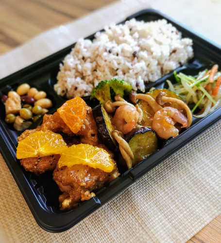 新登場!オレンジチキン&彩り夏野菜の炒め