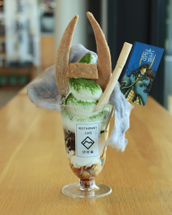 三成パフェ