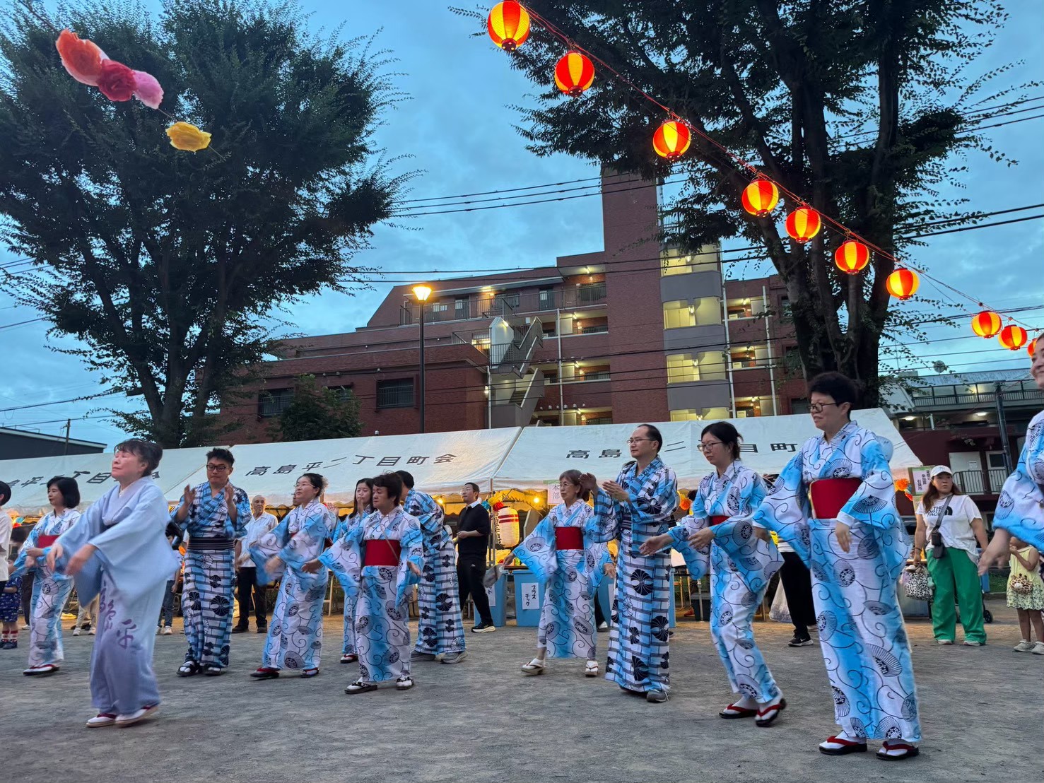 2026二丁目町会盆踊り風景.jpg