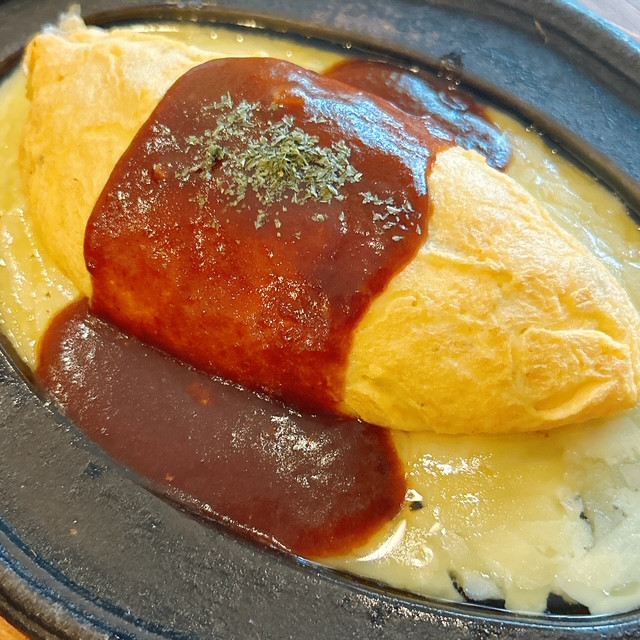 鉄板オムライス