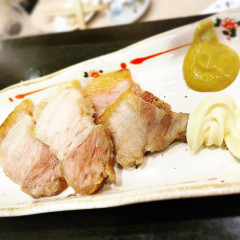 豚塩漬け炙り(Buta-aburi)・grilled pork・절인 돼지고기 구이・烤猪肉
