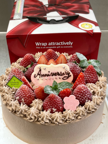 【苺の生チョコ記念日ケーキ♪】