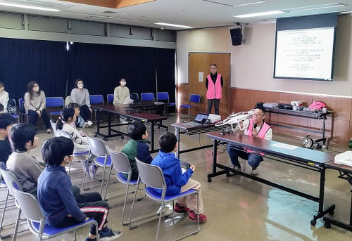 冬休みドローン体験教室を行いました。