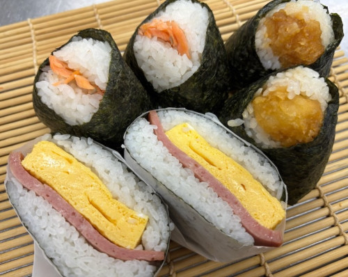 道の駅限定 おにぎり出品中