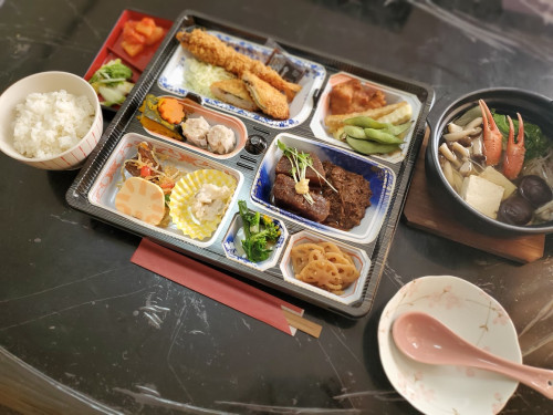 当店の食事会のメニューの一例
