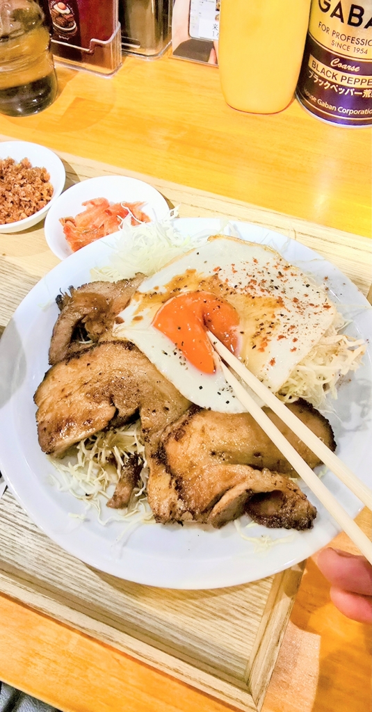チャーシューエッグ専門店