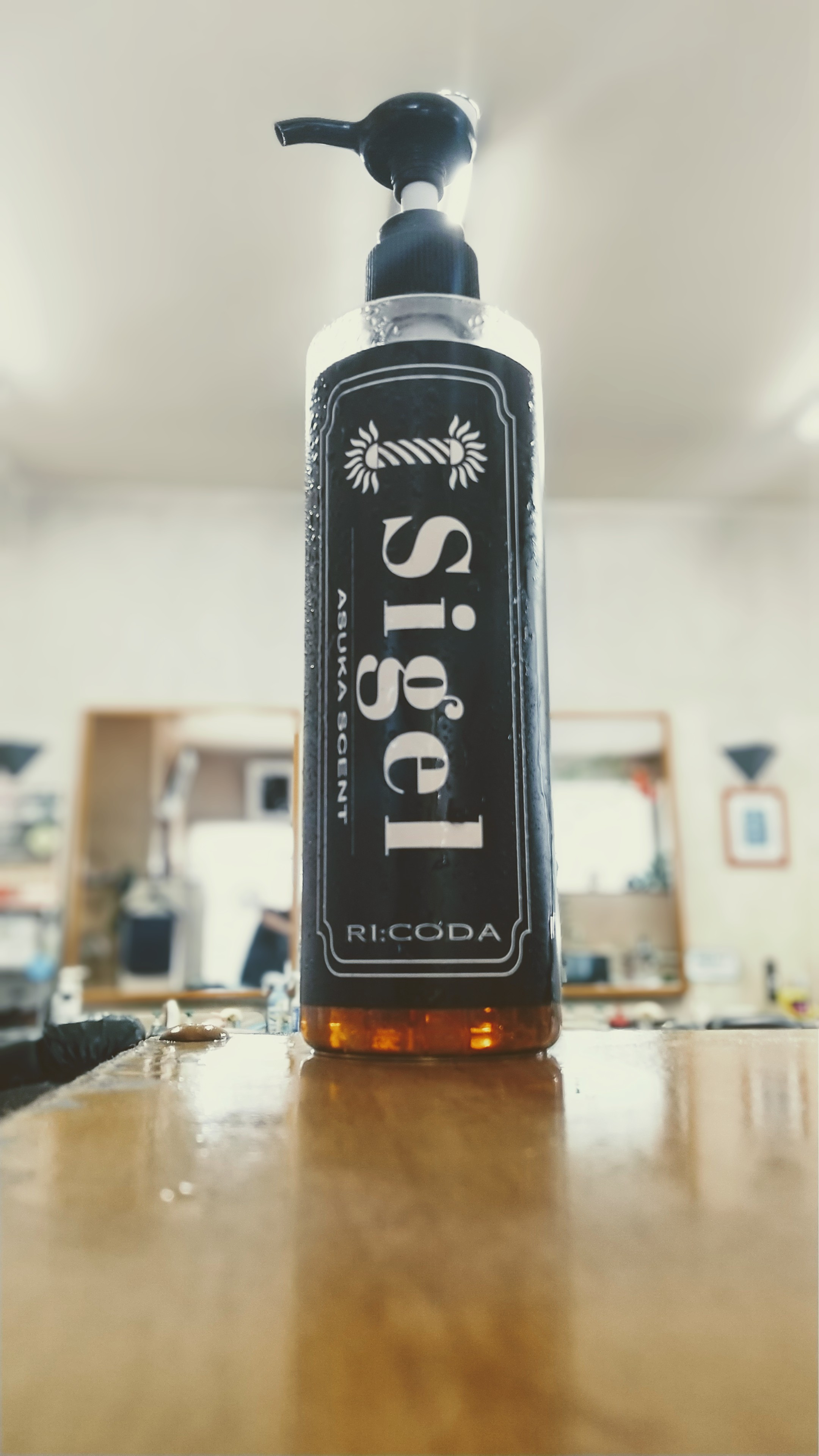 頭皮環境改善型シャンプー 「Sigel あります。」