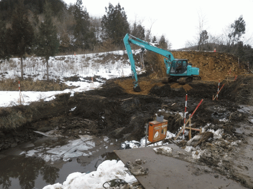 大堤地区ため池整備工事 吐出口造成の過程