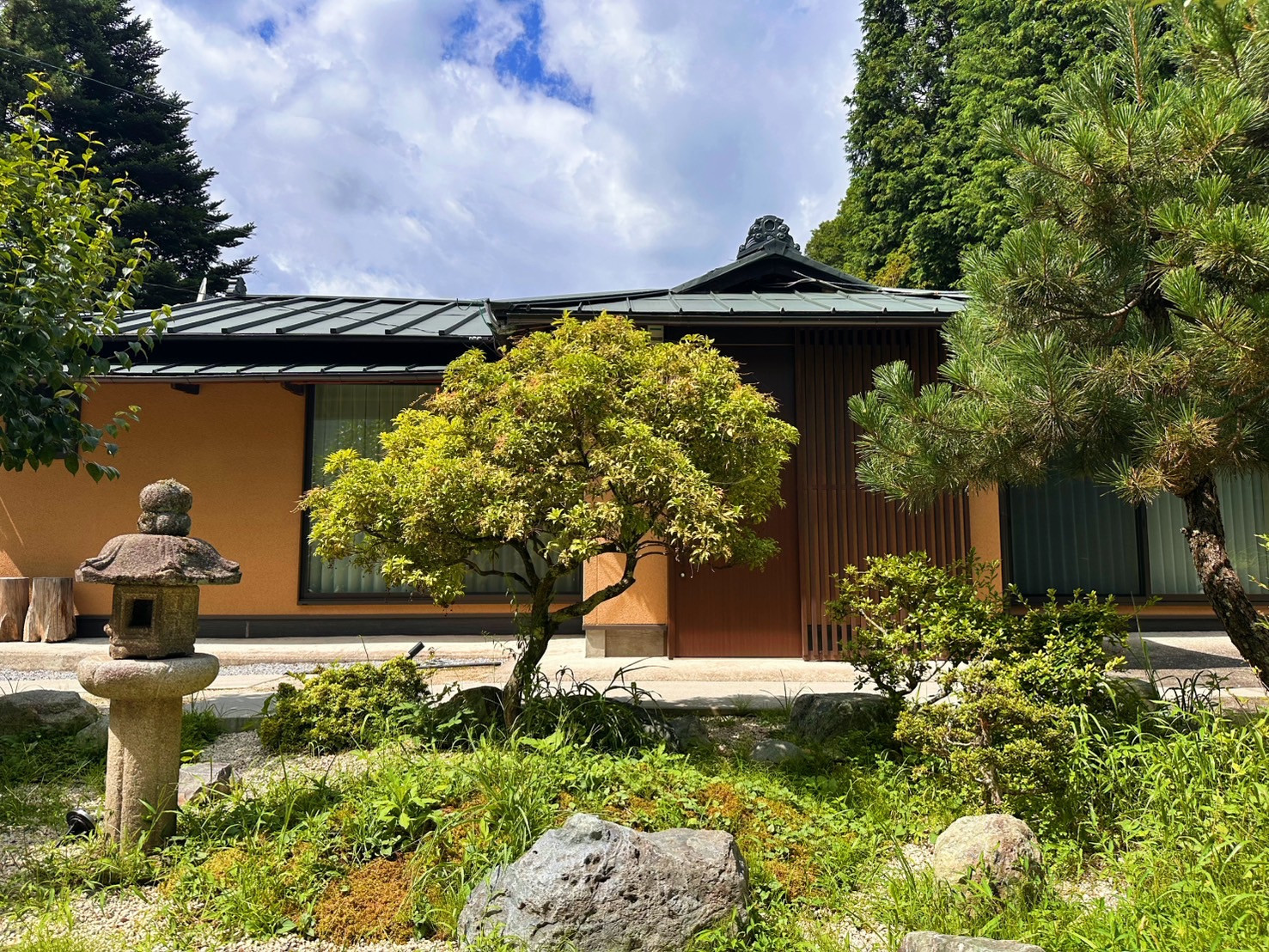 『外観』 自然に囲まれた和朗庵へようこそ