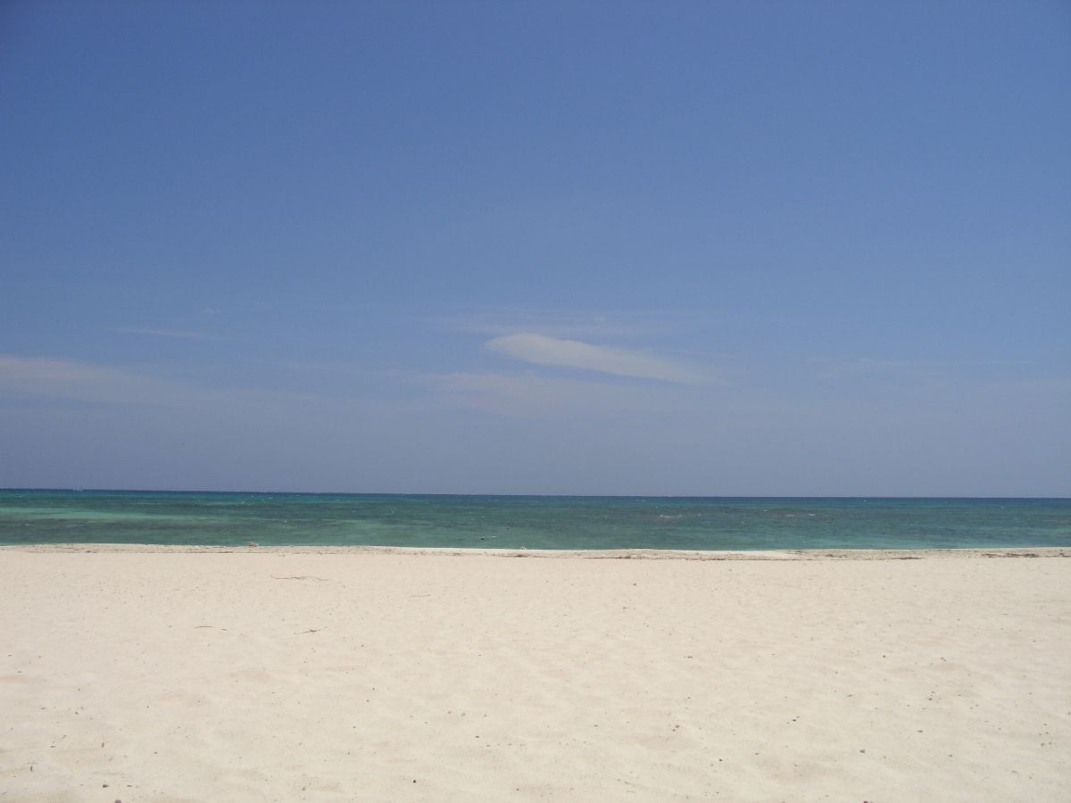イーフビーチの砂浜