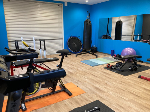 トレーニングジム開設