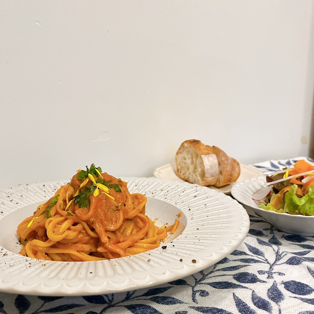 魚介とトマトの生パスタ!