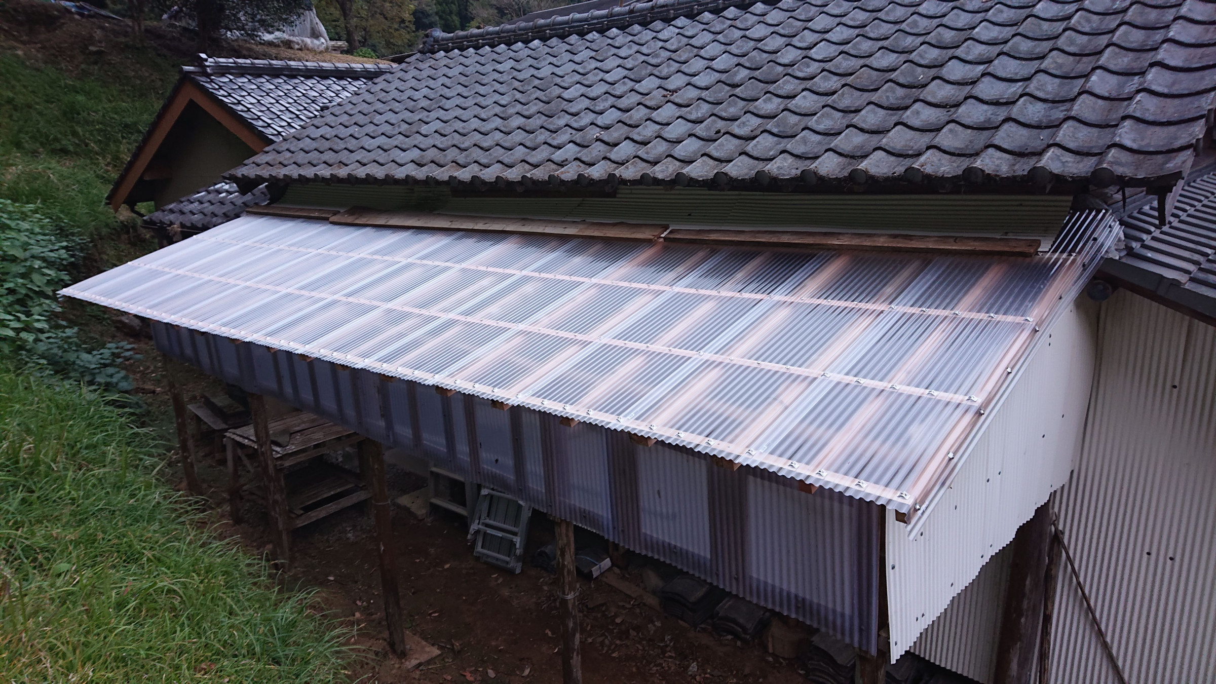 タキロン葺き替え