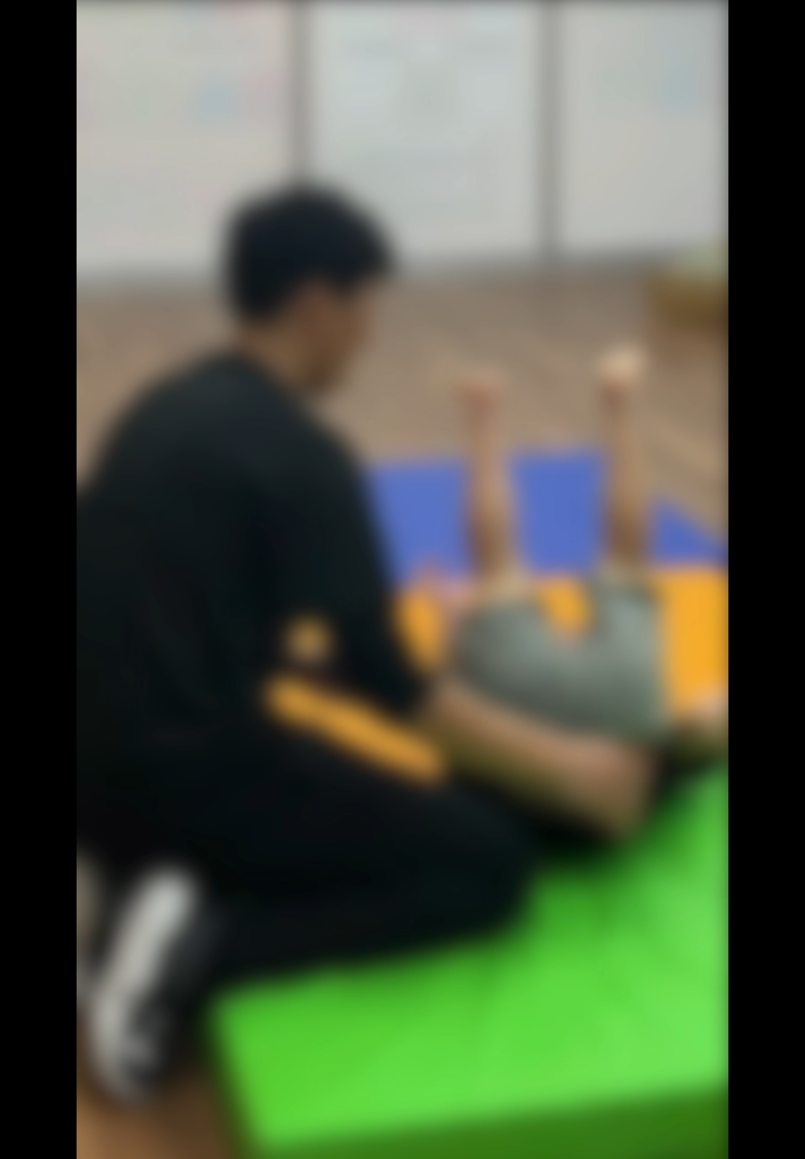 児童指導員