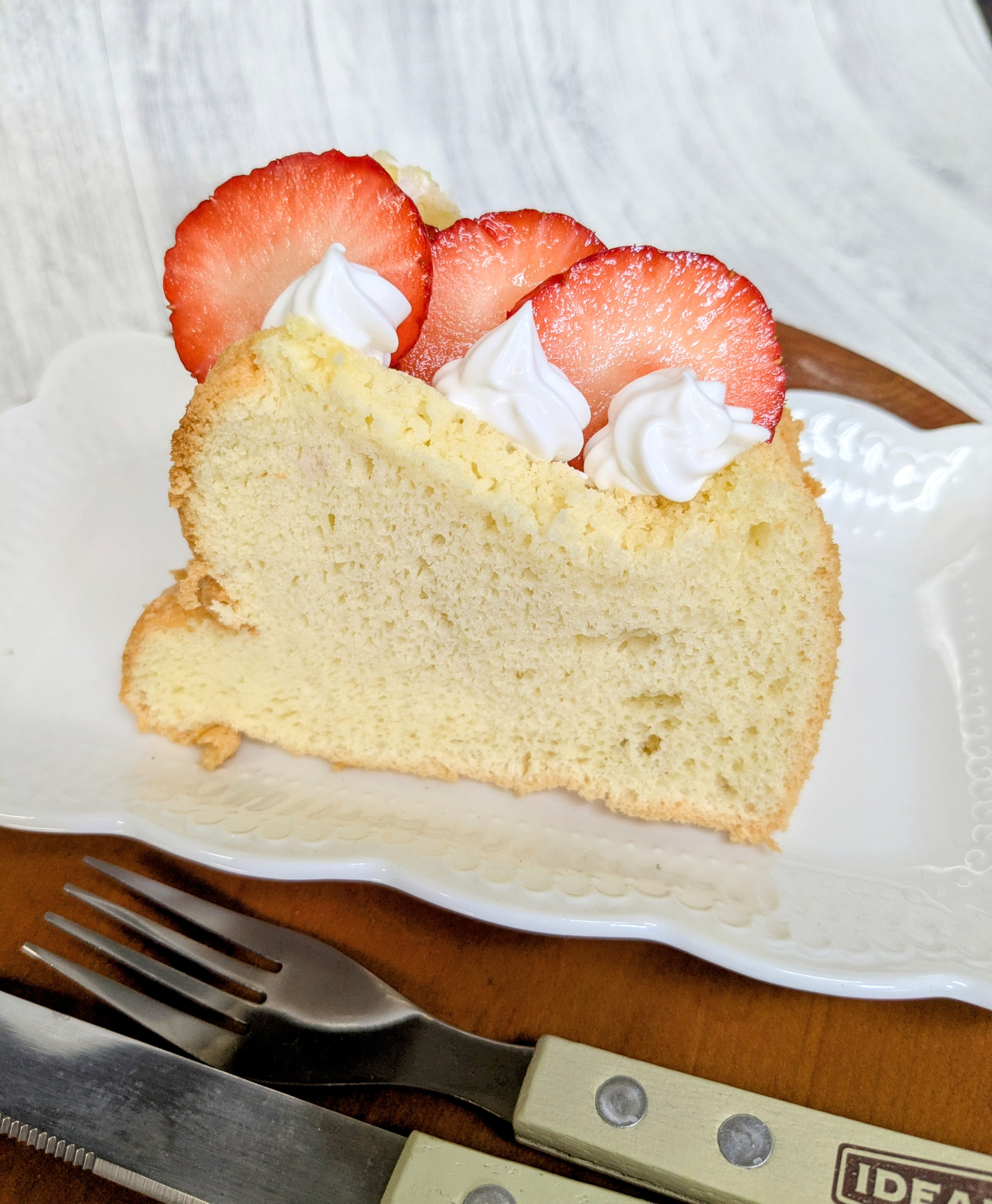 米粉シフォンケーキのオムレット