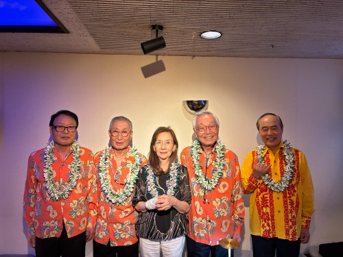 「SOUNDO Q」　Hawaiian♪