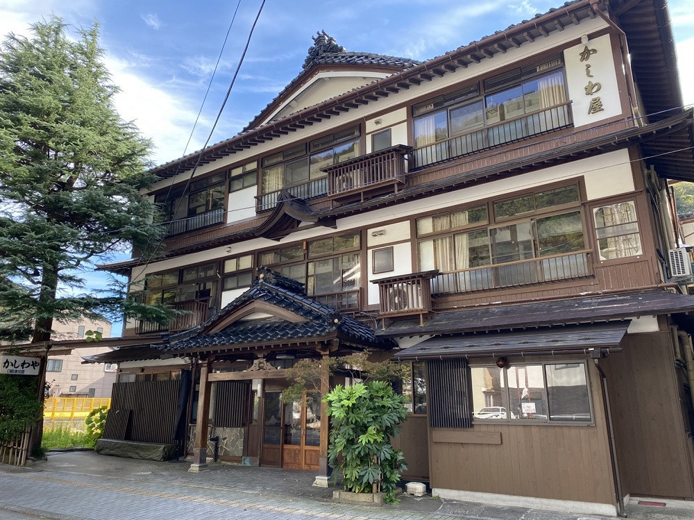 木造3階建ての宿