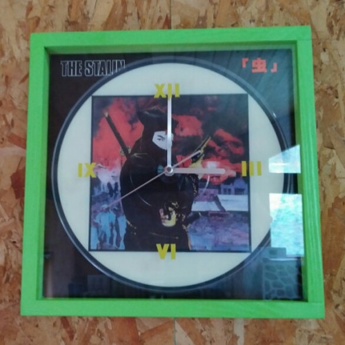 LPレコードを素材にした壁掛け時計