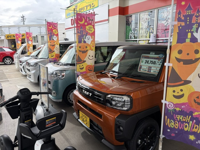 ガソスタで「車」が買えます!・1,100台以上の販売実績!(2025年度迄)