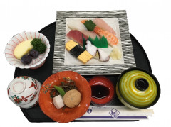寿司定食　1,200円（税別）