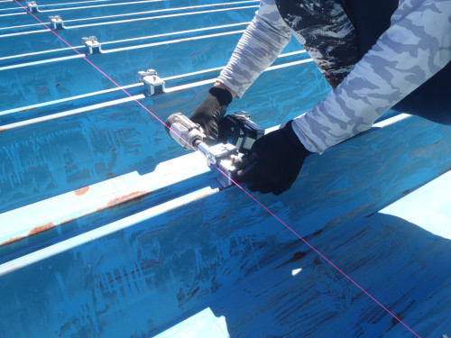 5_2重折板用の金具の取り付け.jpg
