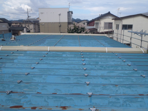 6_板金材料（折板）の荷揚げ.jpg