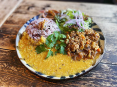 根菜キーマカレー&ウコンダルカレー(11月~3月限定)