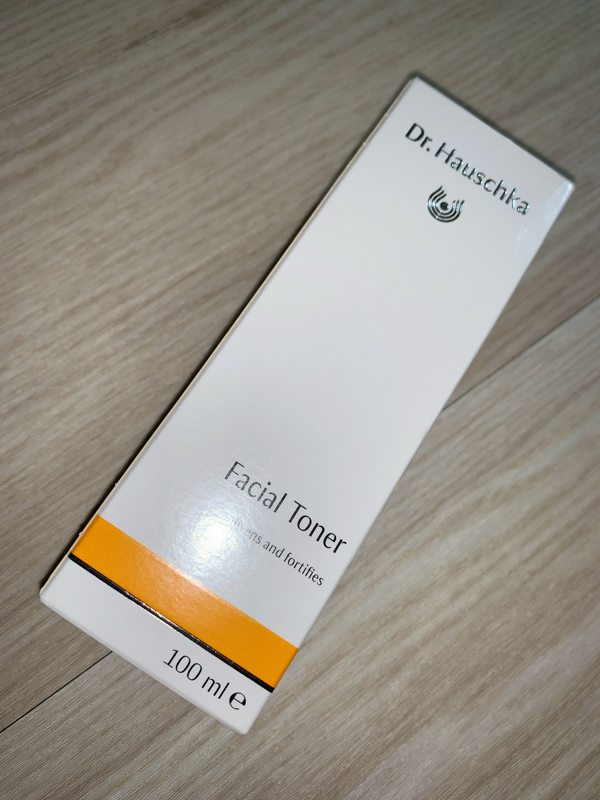 Dr.ハウシュカ化粧水「フェーシャルトナー」100ml