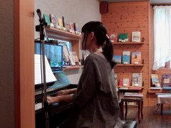 絵本と歌の時間v.jpg