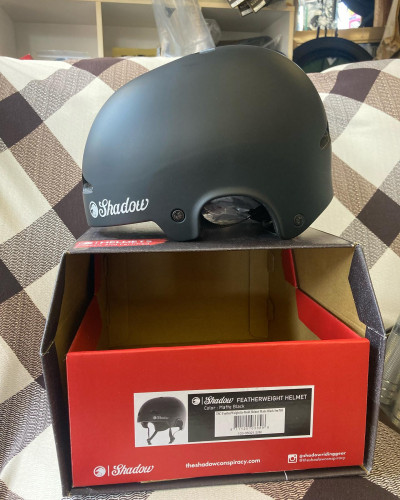 【SHADOW】より、長期欠品してたヘルメット再入荷！