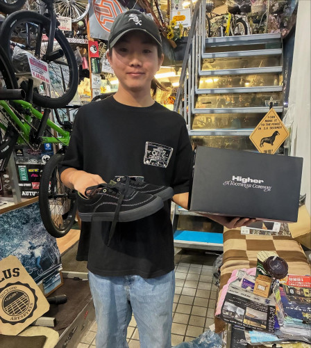 究極のBMXシューズ要チェックです！