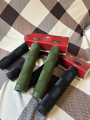 グリップ交換急増中！