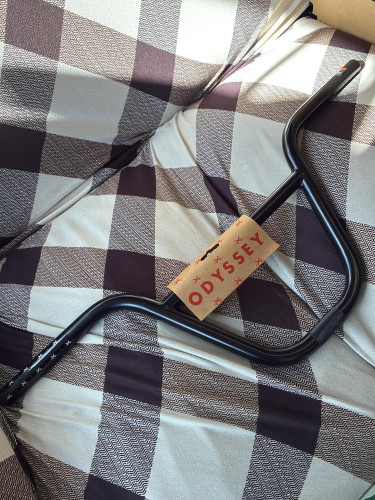 低めのハンドルBARはいかがでしょう?